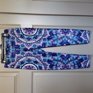 Gear bunch Mandela print crop leggings size medium